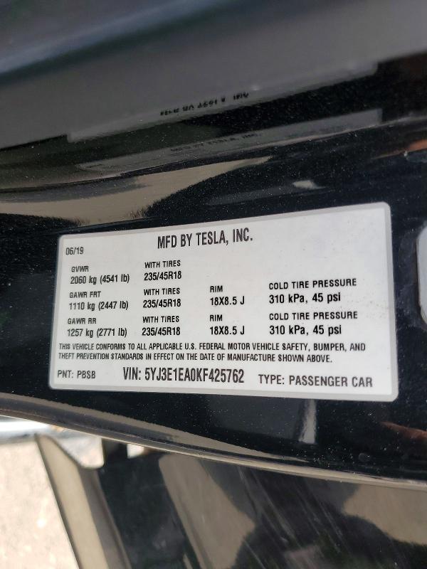 2019 TESLA MODEL 3 — Фото 12 из 12