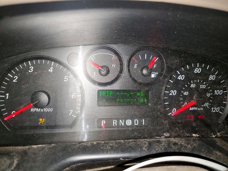 1FAFP55S54G147639 2004 FORD TAURUS photo no. 9