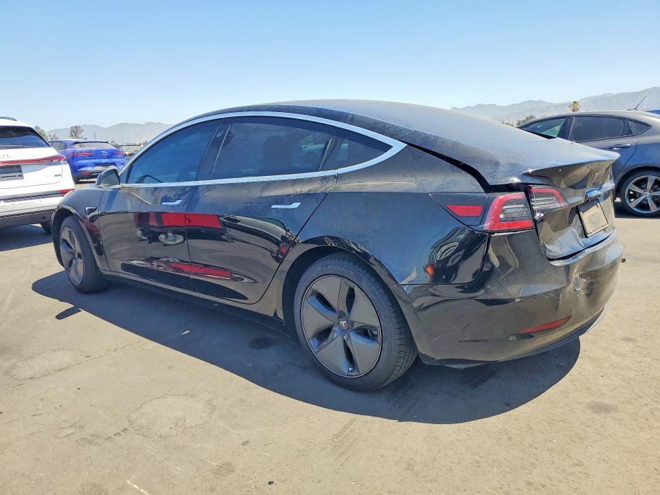 2019 TESLA MODEL 3 — Фото 2 из 12