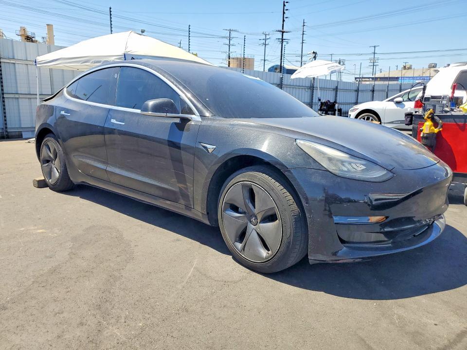 2019 TESLA MODEL 3 — Фото 4 из 12