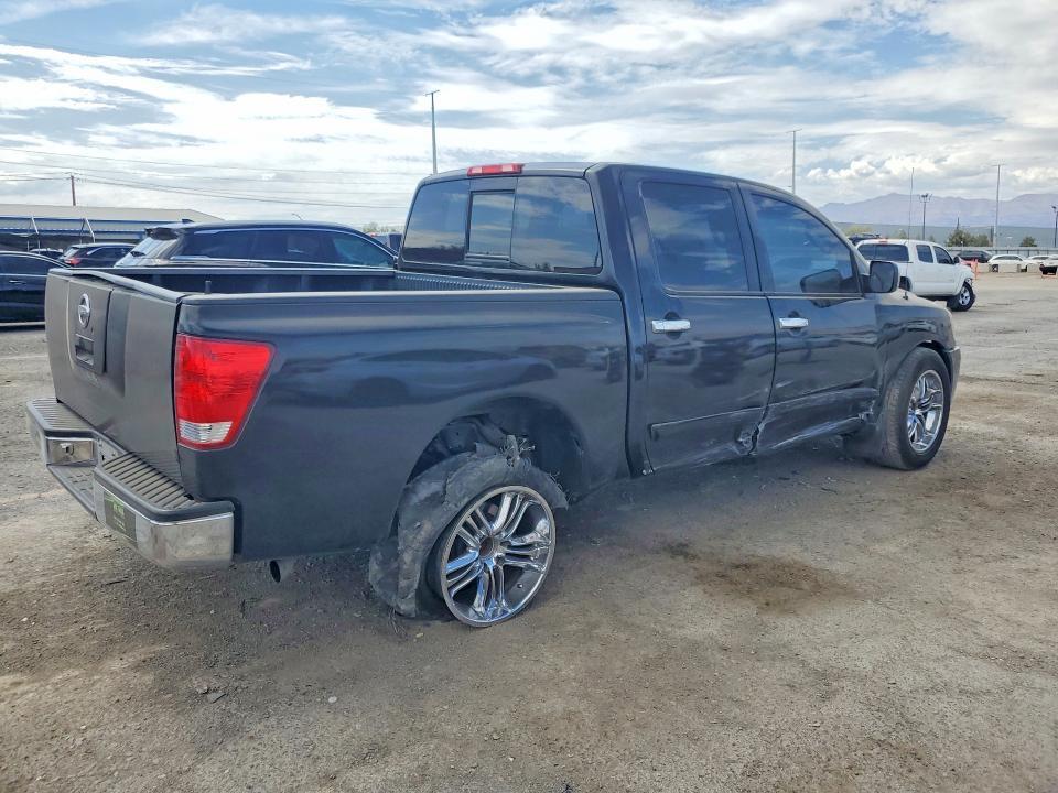 2004 NISSAN TITAN XE/SE/LE — Фото 3 из 12