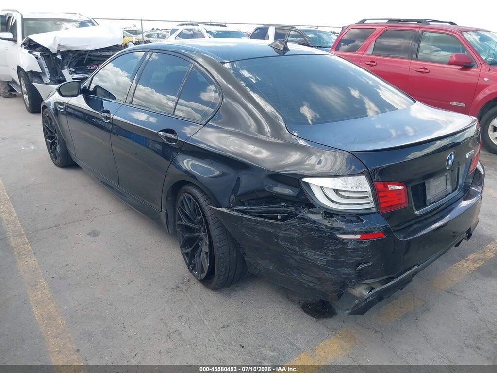 WBSFV9C5XDC772624 2013 BMW M5 photo no. 3