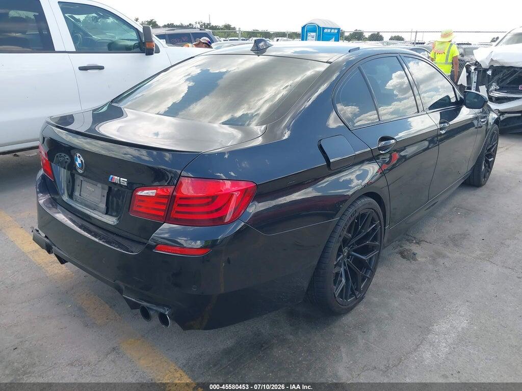 WBSFV9C5XDC772624 2013 BMW M5 photo no. 4