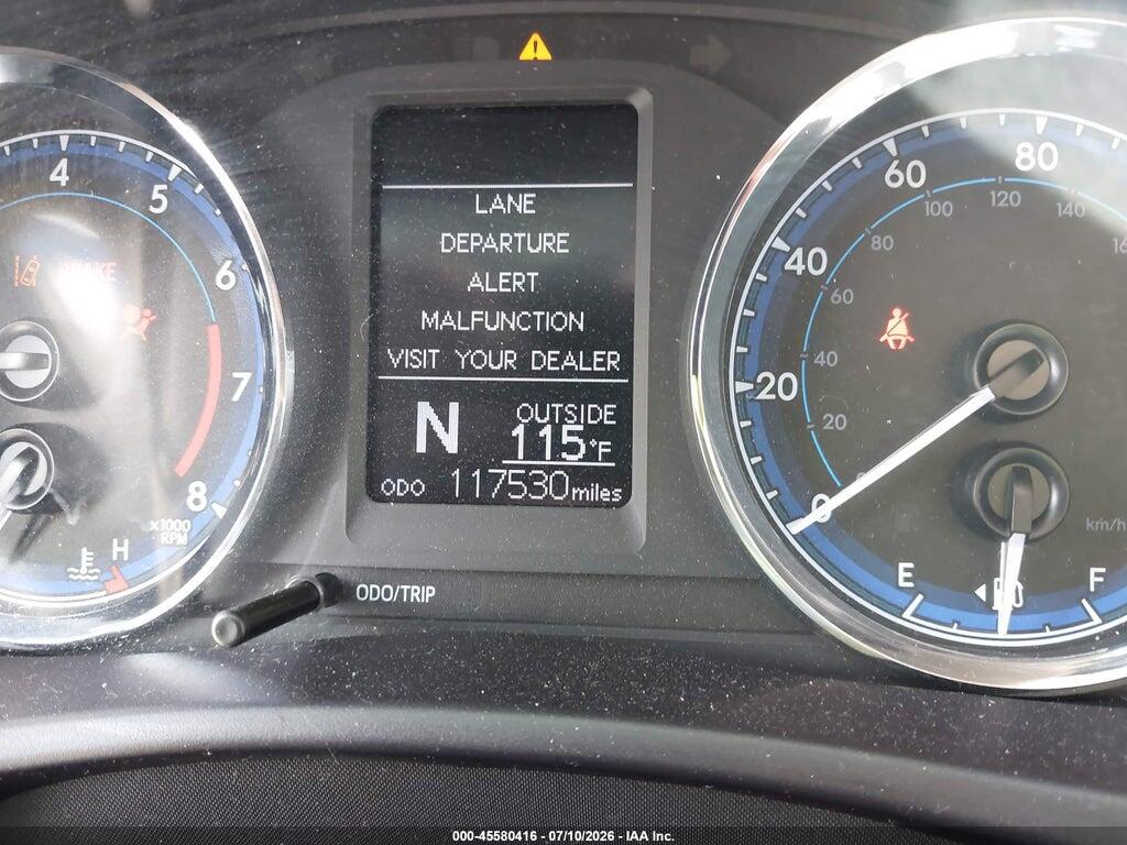 5YFBURHE7HP720561 2017 TOYOTA COROLLA photo no. 7