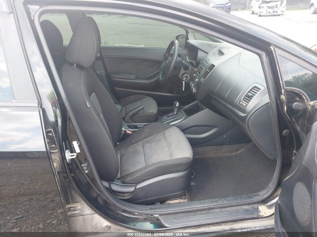 KNAFK5A83G5548560 2016 KIA FORTE photo no. 5