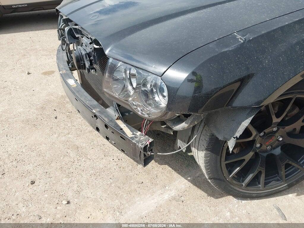 2C3CA6CT0AH209775 2010 CHRYSLER 300C photo no. 6
