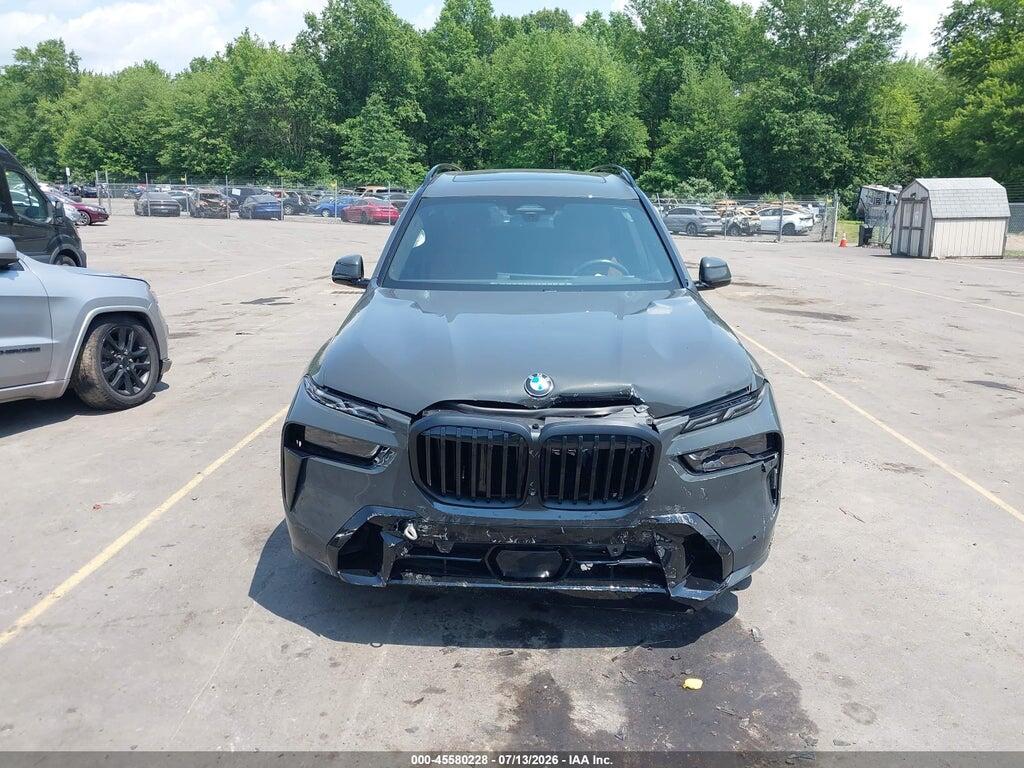 5UX23EM09S9Y92138 2025 BMW X7 photo no. 6