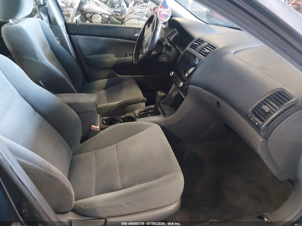1HGCM56663A065378 2003 HONDA ACCORD SDN photo no. 5