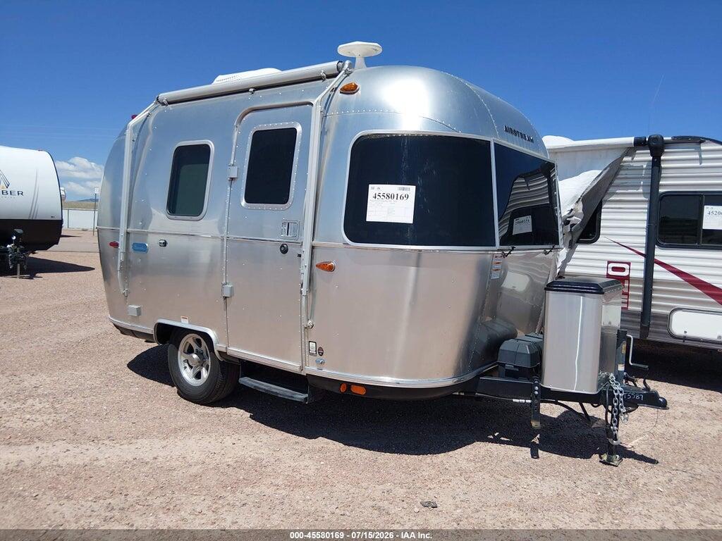 1STHMAC16MJ555991 2021 AIRSTREAM BAMBI photo no. 1