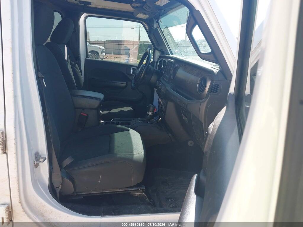 1C4HJXDM1LW257823 2020 JEEP WRANGLER UNLIMITED photo no. 5