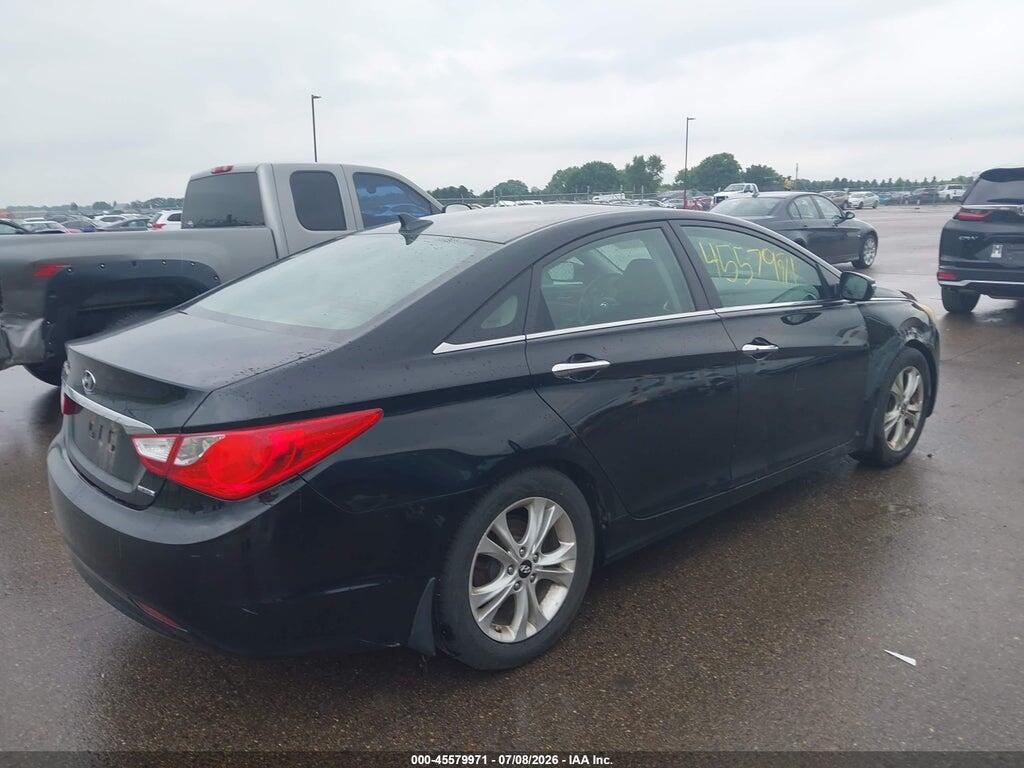 5NPEC4AC4BH130866 2011 HYUNDAI SONATA photo no. 4