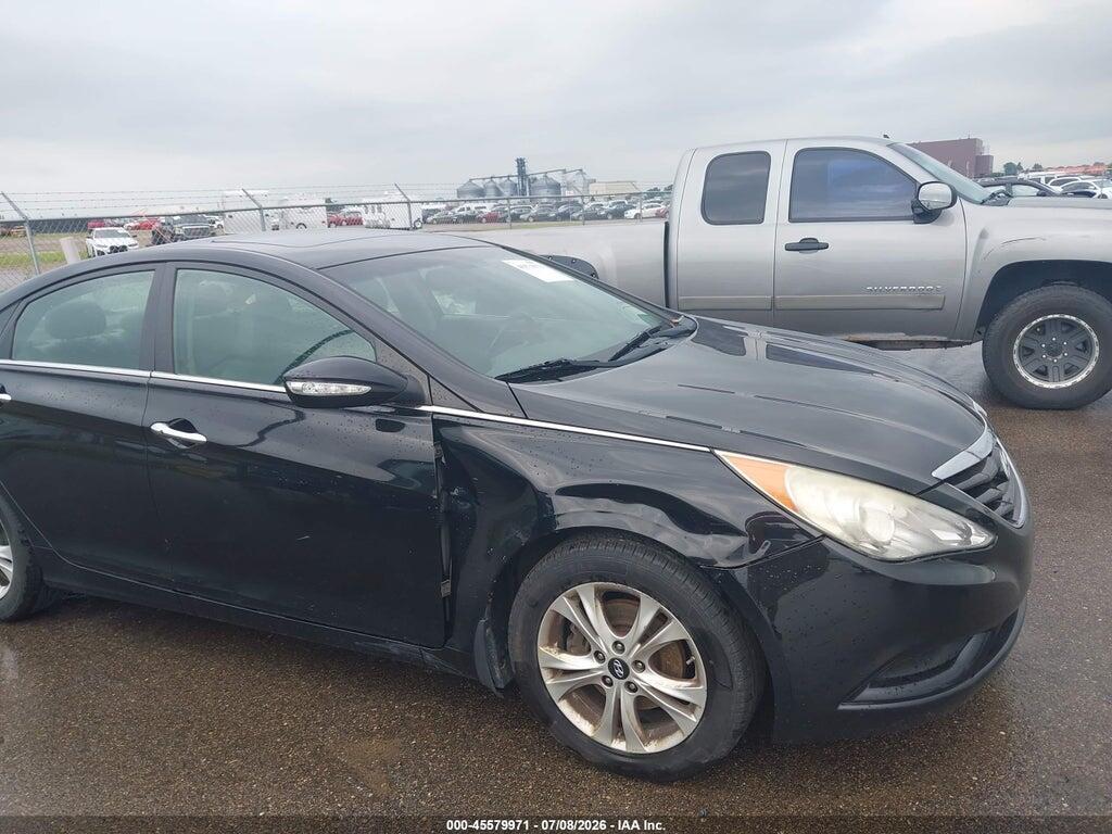 5NPEC4AC4BH130866 2011 HYUNDAI SONATA photo no. 6