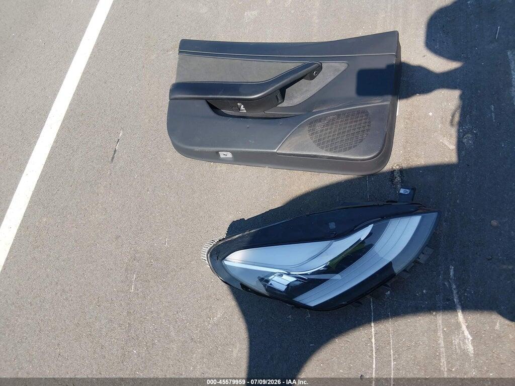 5YJ3E1EB2MF862609 2021 TESLA MODEL 3 photo no. 11