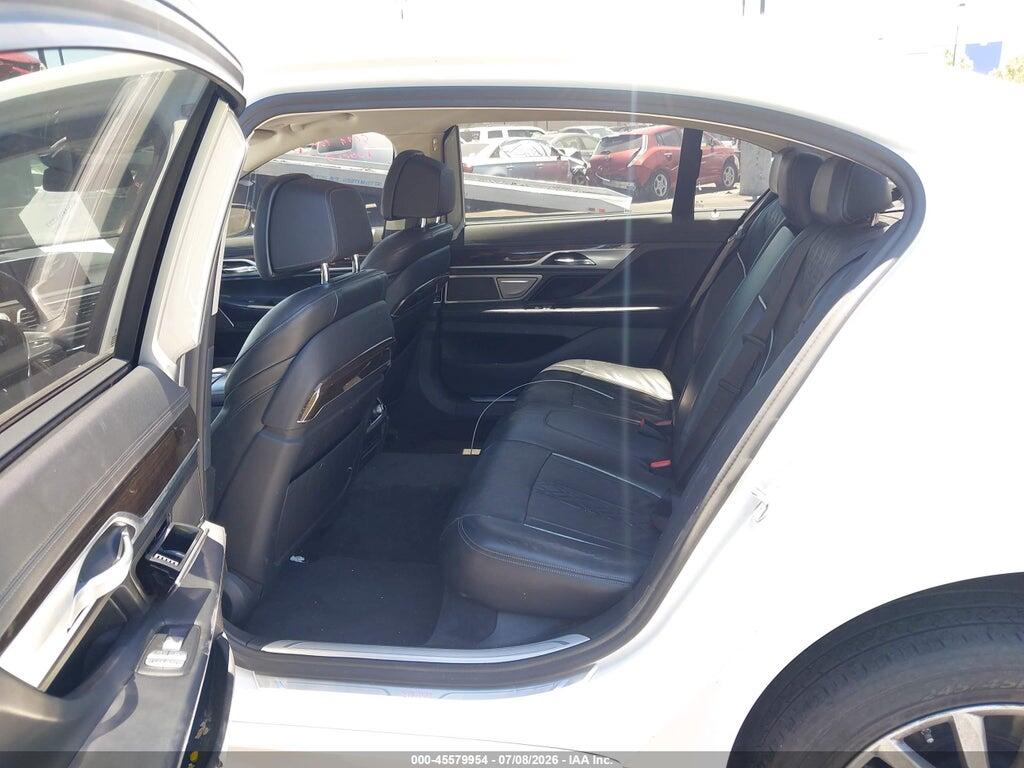 WBA7T2C05NCH58449 2022 BMW 740 photo no. 8