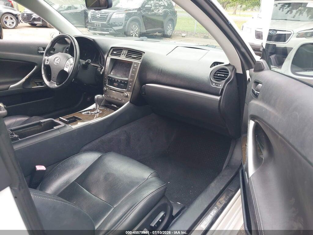 JTHFF2C20C2522099 2012 LEXUS IS 250C photo no. 5