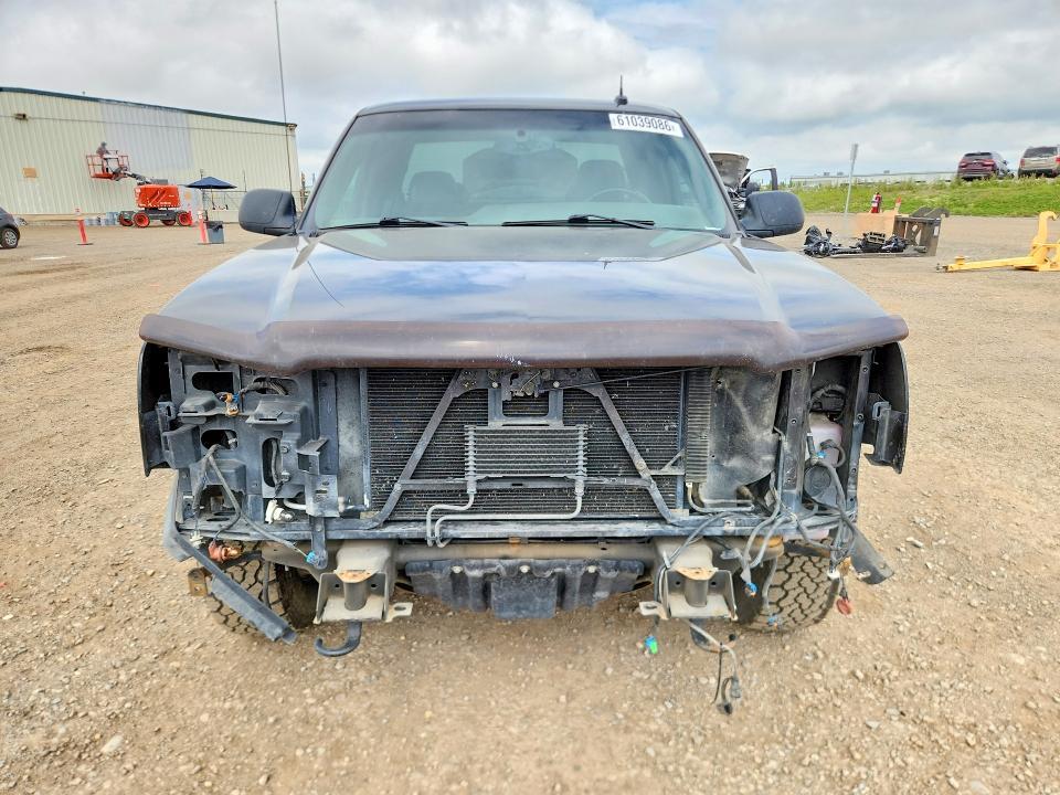 2003 CHEVROLET SILVERADO K1500 — Фото 5 из 13
