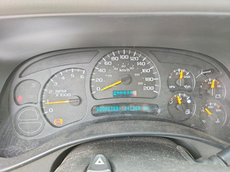 2003 CHEVROLET SILVERADO K1500 — Фото 9 из 13