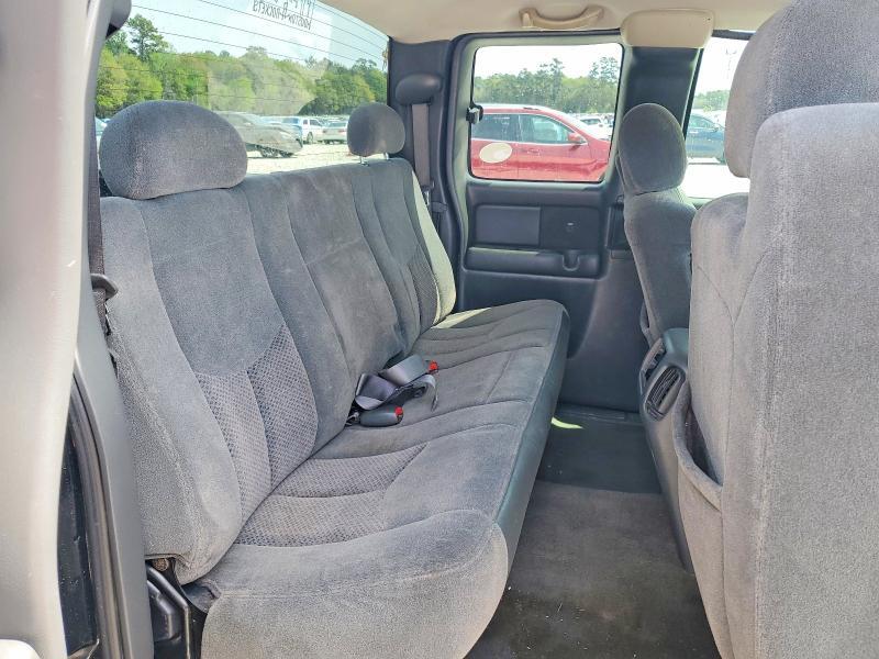 2003 CHEVROLET SILVERADO C1500 — Фото 10 из 12