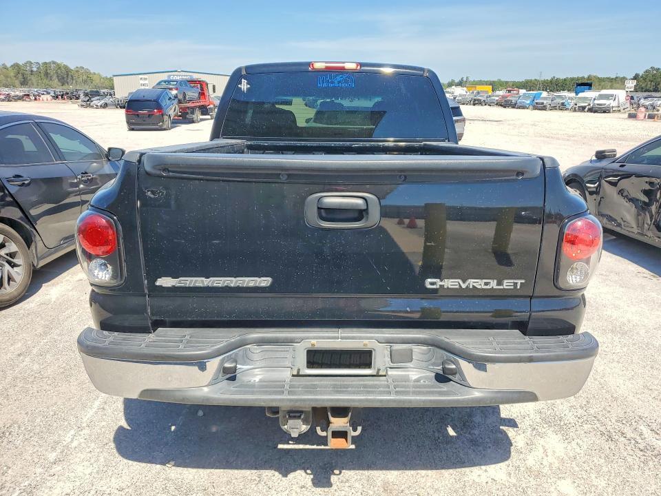 2003 CHEVROLET SILVERADO C1500 — Фото 6 из 12