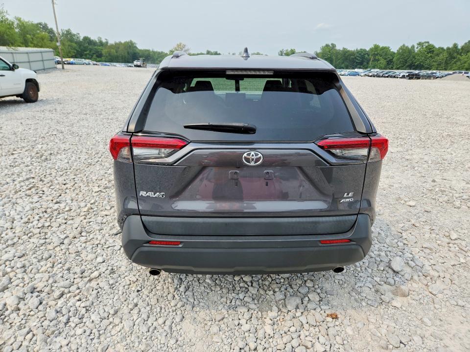 2019 TOYOTA RAV4 LE — Фото 6 из 13