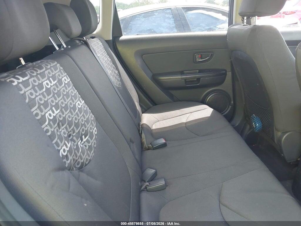 KNDJT2A21B7312782 2011 KIA SOUL photo no. 8