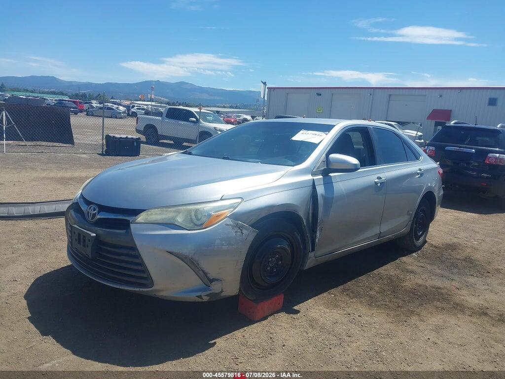 4T4BF1FK0FR459683 2015 TOYOTA CAMRY photo no. 2