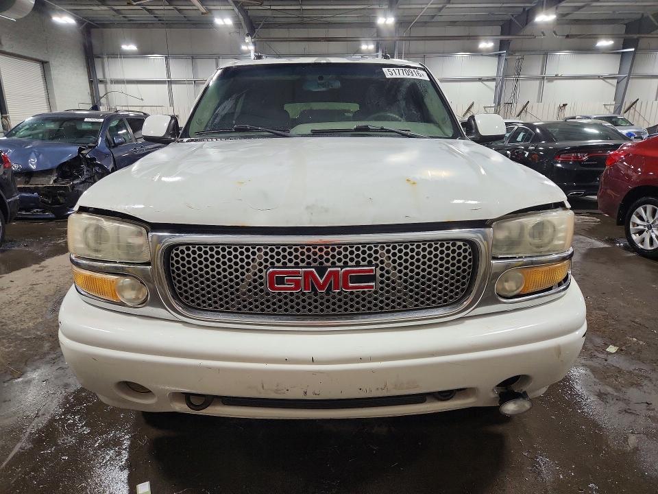 2003 GMC YUKON XL DENALI — Фото 5 из 13