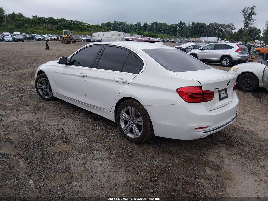 WBA8D9G52JNU67127 2018 BMW 330I photo no. 3