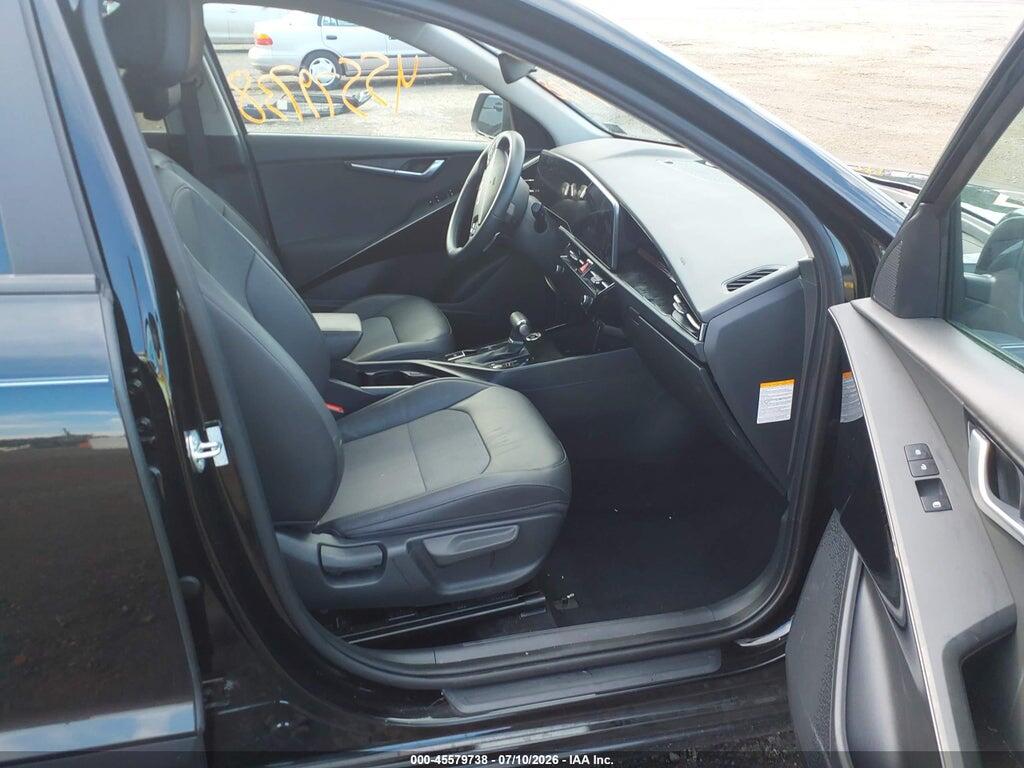 KNDCR3LE7P5099070 2023 KIA NIRO photo no. 5