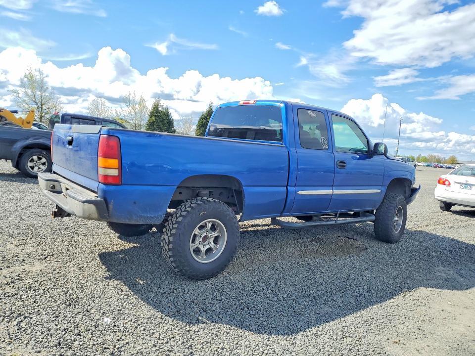 2003 GMC NEW SIERRA K1500 — Фото 3 из 12