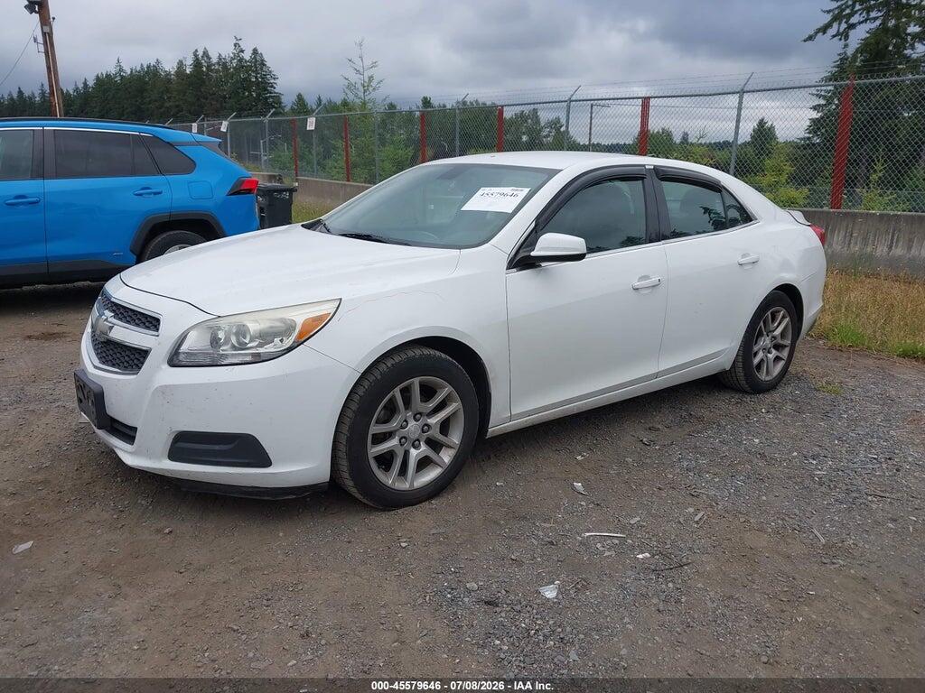 1G11D5RR2DF104511 2013 CHEVROLET MALIBU photo no. 2