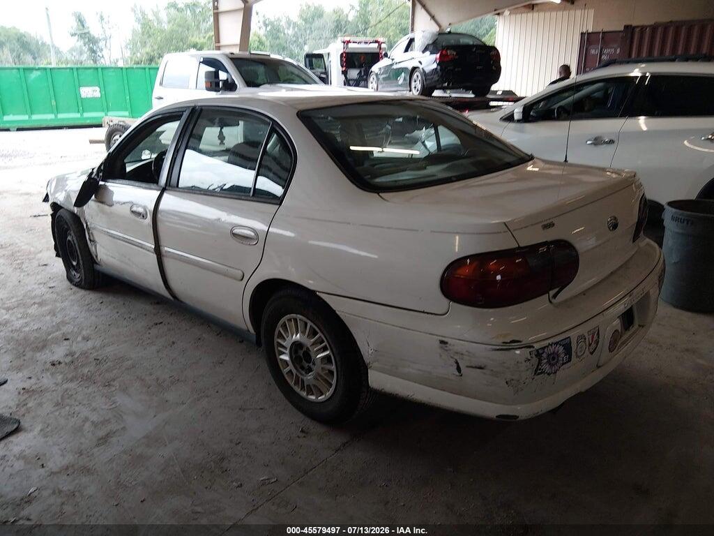 1G1ND52F65M180182 2005 CHEVROLET CLASSIC photo no. 3
