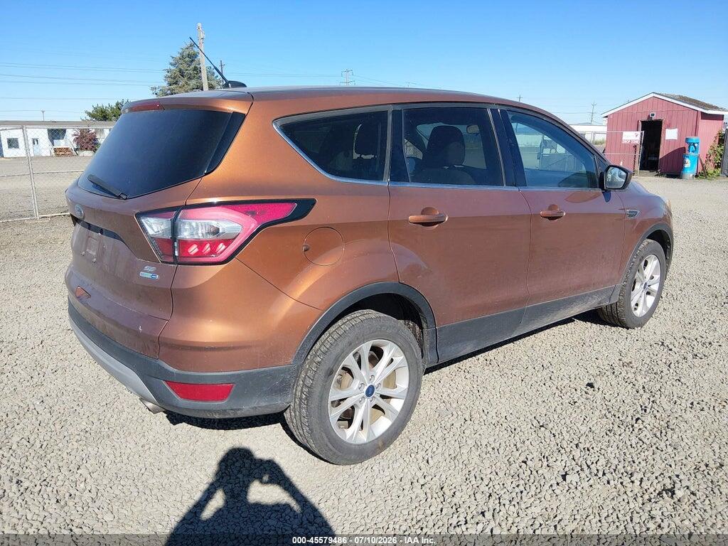 1FMCU9GD2HUC25549 2017 FORD ESCAPE photo no. 4