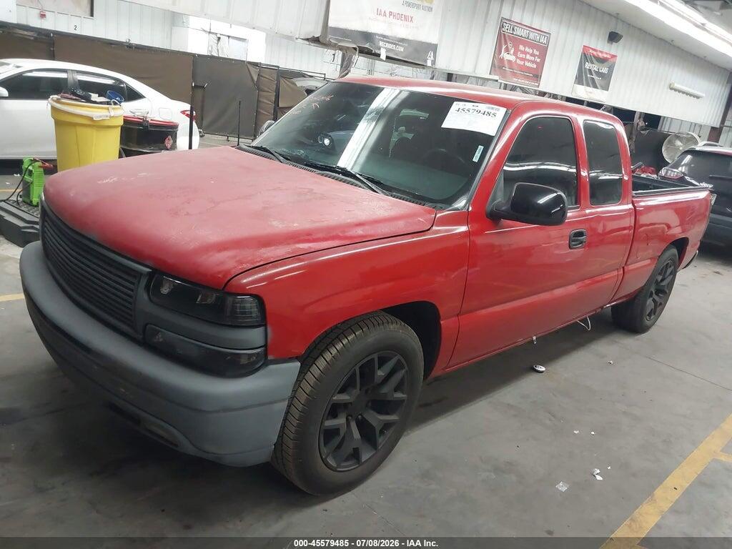 1GCEC19T01Z165365 2001 CHEVROLET SILVERADO 1500 photo no. 2