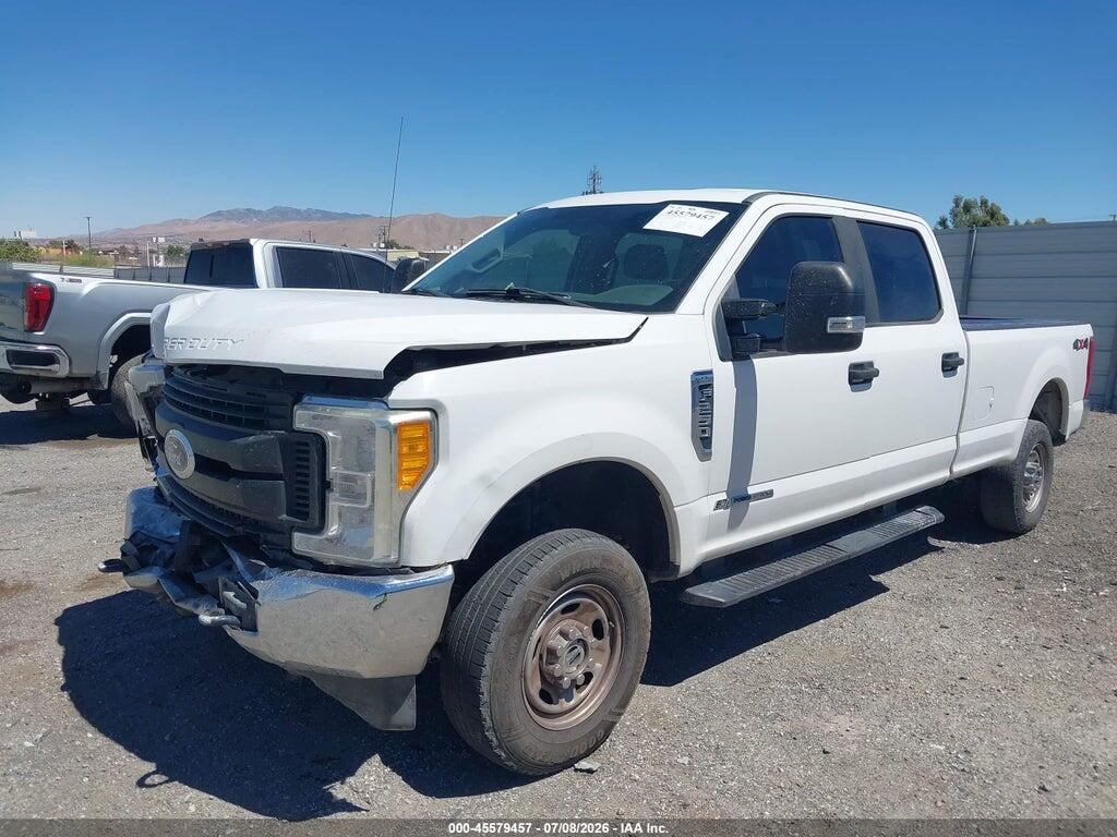 1FT7W2BT2HEE13827 2017 FORD F-250 photo no. 2
