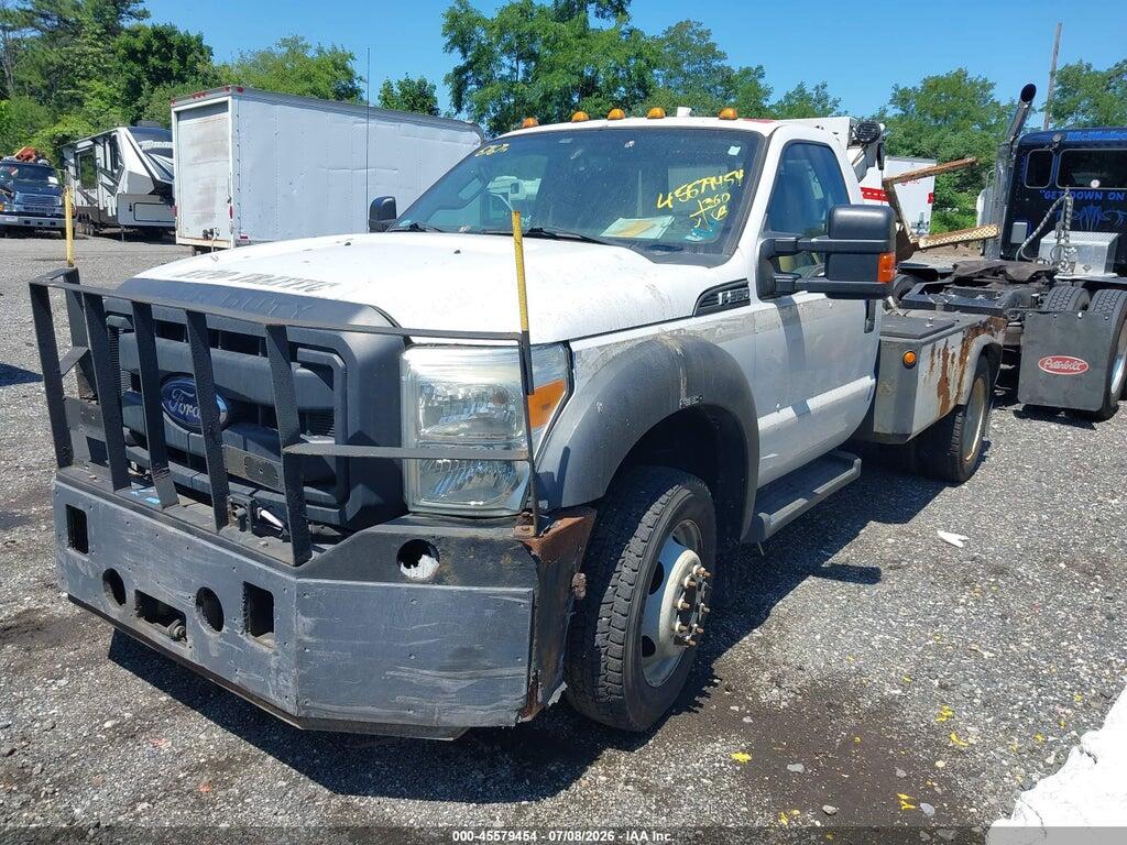 1FDUF5HT7EEB42704 2014 FORD F-550 CHASSIS photo no. 2