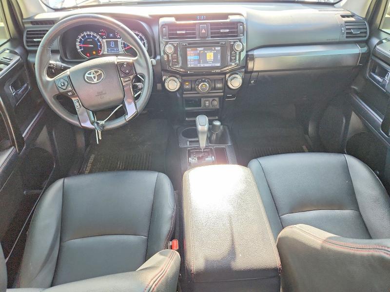 2019 TOYOTA 4RUNNER — Фото 8 из 12