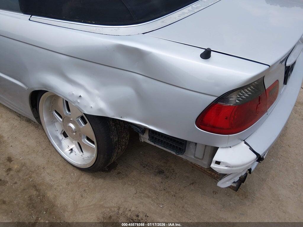 WBABS33481JY41737 2001 BMW 325CI photo no. 6