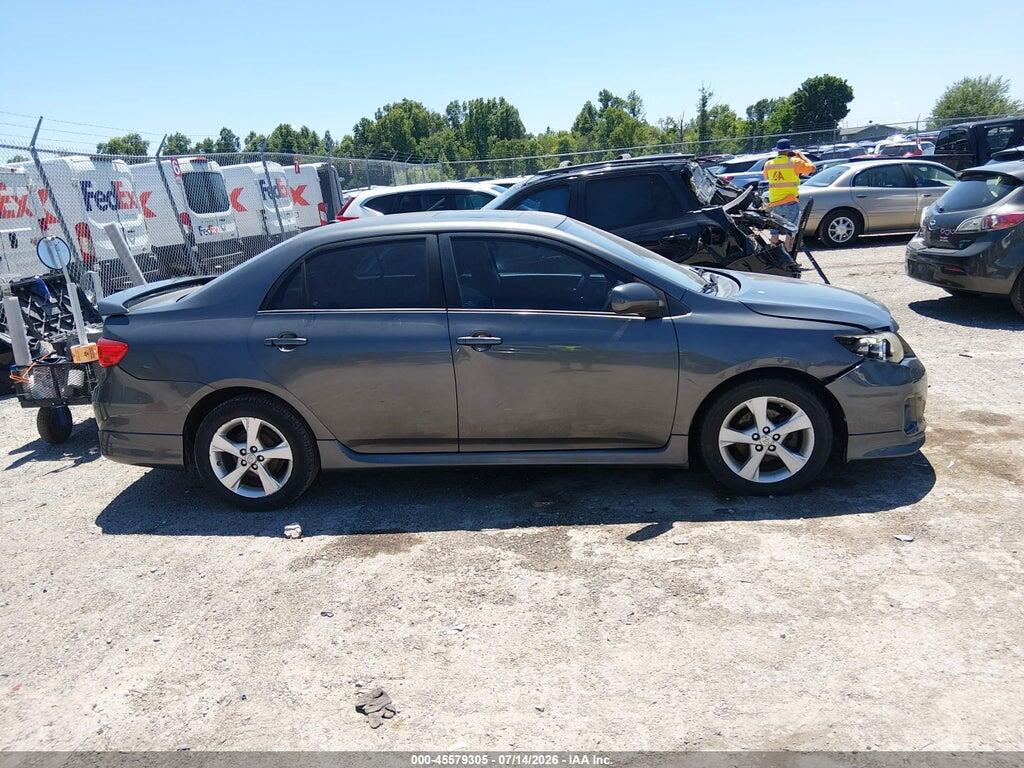 2T1BU4EE9BC695306 2011 TOYOTA COROLLA photo no. 12