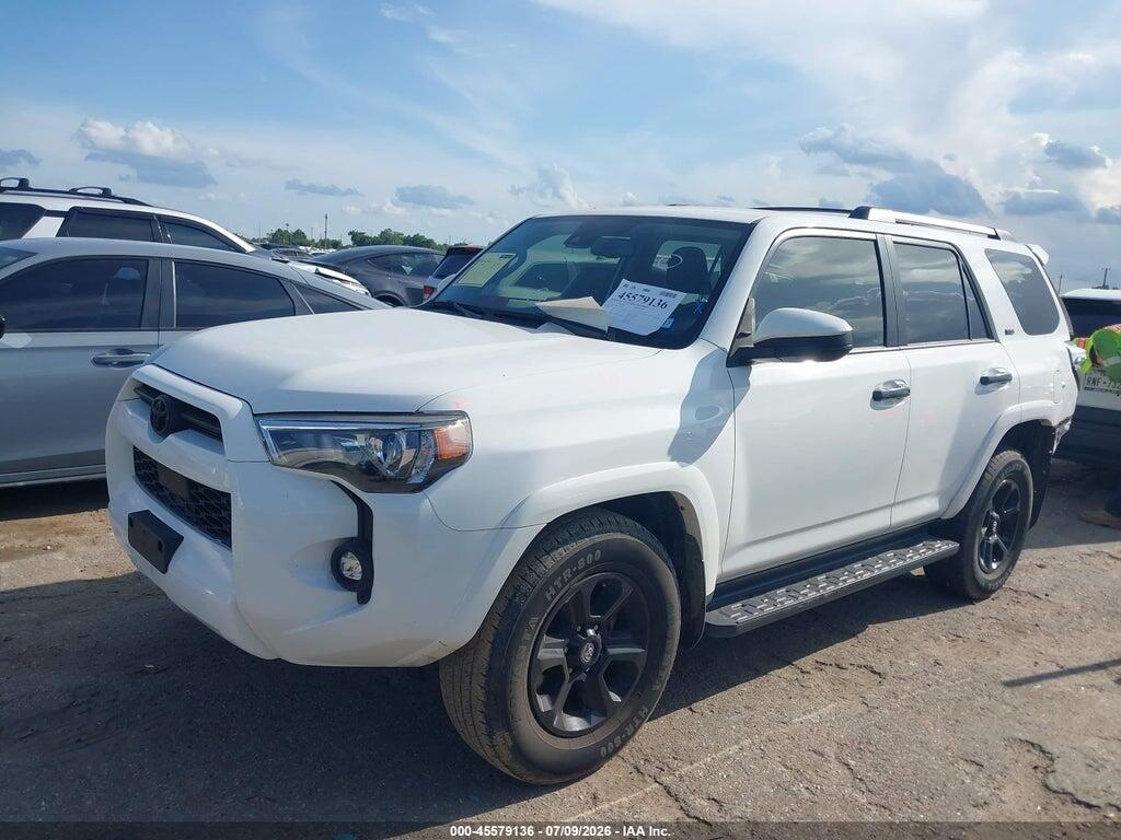 JTEEU5JR3N5259172 2022 TOYOTA 4RUNNER photo no. 2