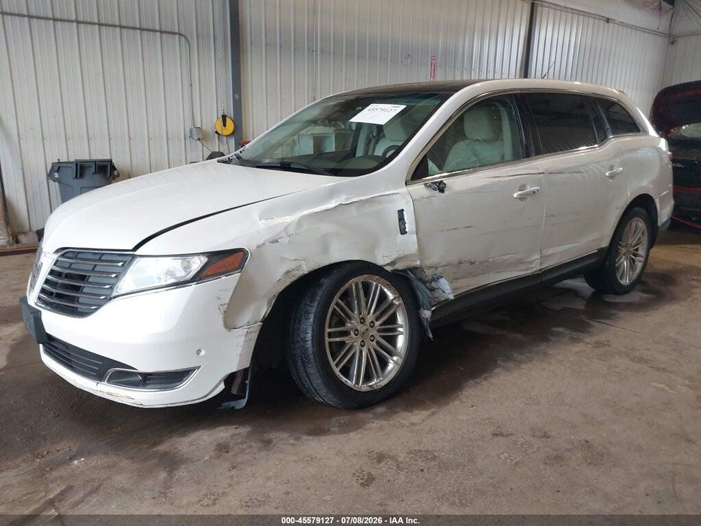 2LMHJ5AT8KBL03342 2019 LINCOLN MKT photo no. 2