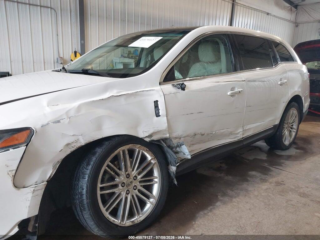 2LMHJ5AT8KBL03342 2019 LINCOLN MKT photo no. 6