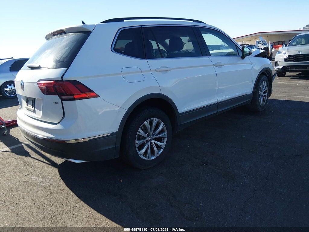 3VV3B7AX2JM156827 2018 VOLKSWAGEN TIGUAN photo no. 4