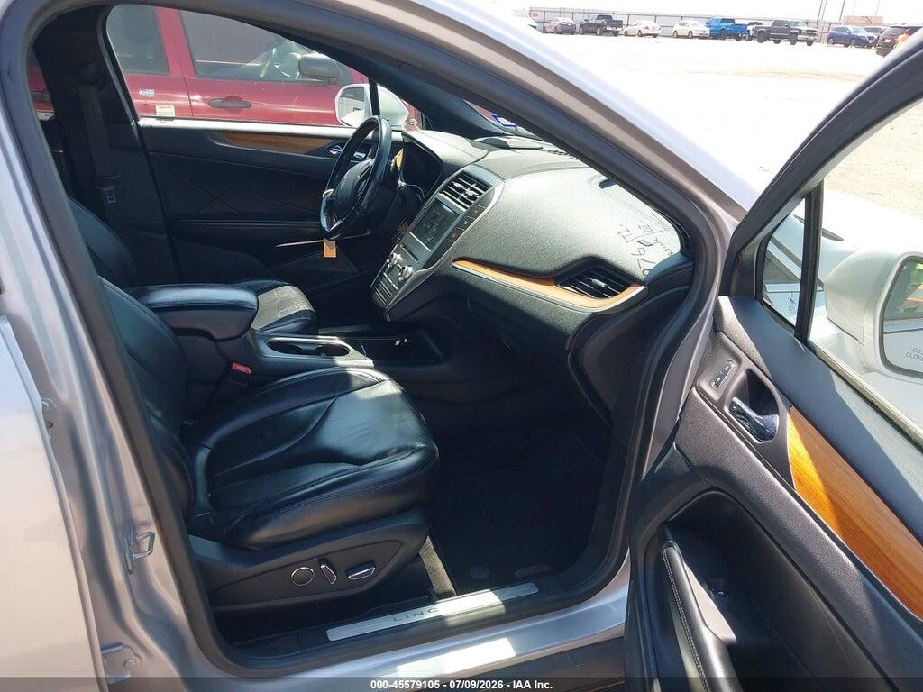 5LMCJ2C94HUL57646 2017 LINCOLN MKC photo no. 5