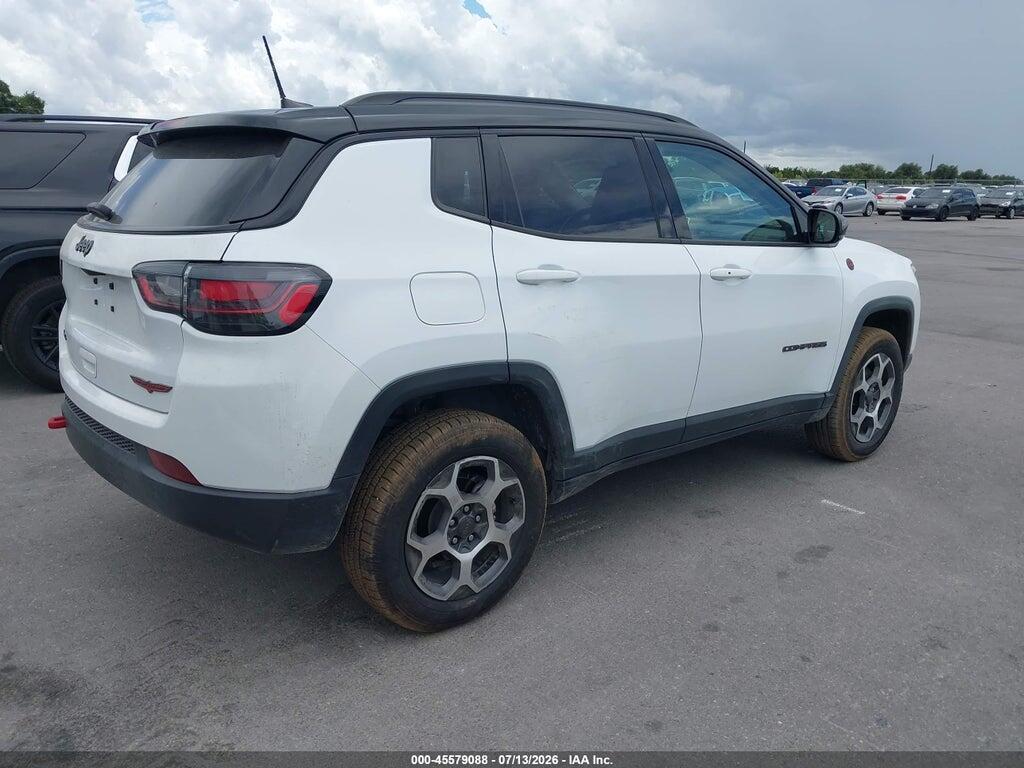 3C4NJDDB6NT221697 2022 JEEP COMPASS photo no. 4