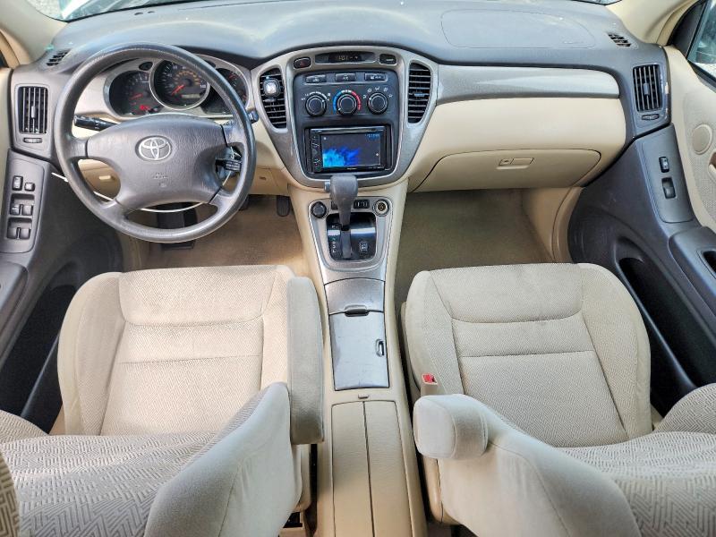 2003 TOYOTA HIGHLANDER BASE — Фото 8 из 13