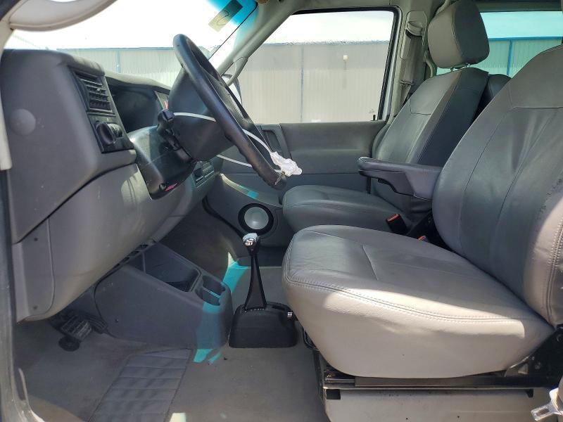 2003 VOLKSWAGEN EUROVAN MV — Фото 7 из 13