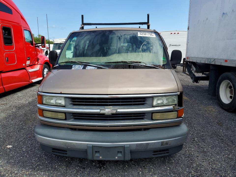 2002 CHEVROLET EXPRESS G1500 — Фото 5 из 12