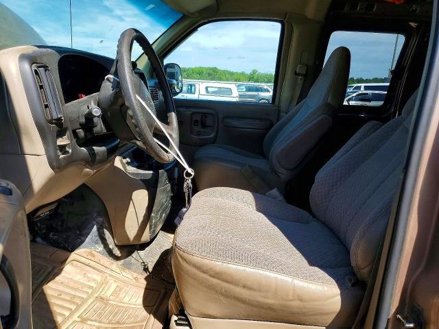 2002 CHEVROLET EXPRESS G1500 — Фото 7 из 12