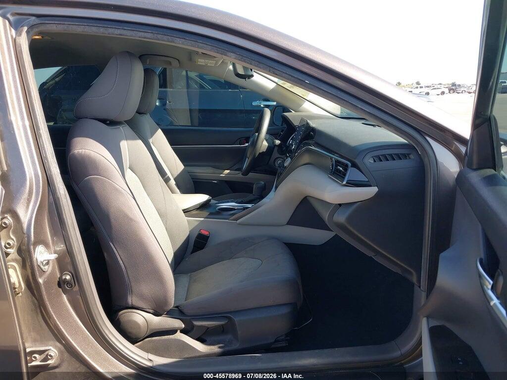 4T1C11AK4NU688466 2022 TOYOTA CAMRY photo no. 5